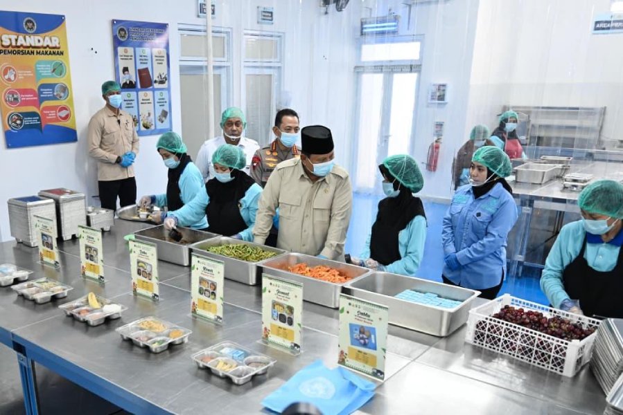 Poltracking: Publik Puas Karena MBG