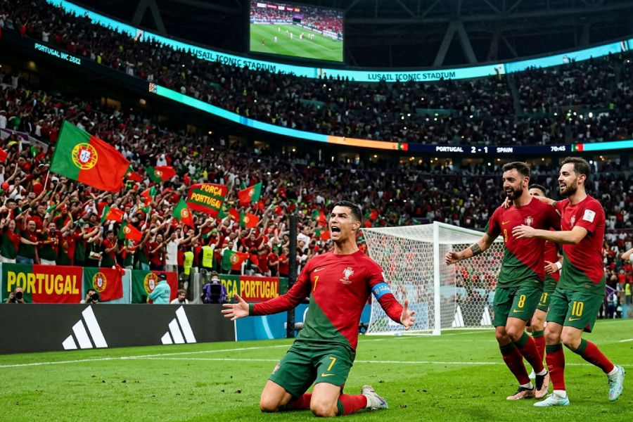 Portugal, Monolog Panjang yang Tak Menggugah