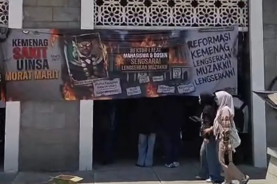 Mahasiswa UINSA Demo Tolak Muzakki Dua Periode/Dok Istimewa