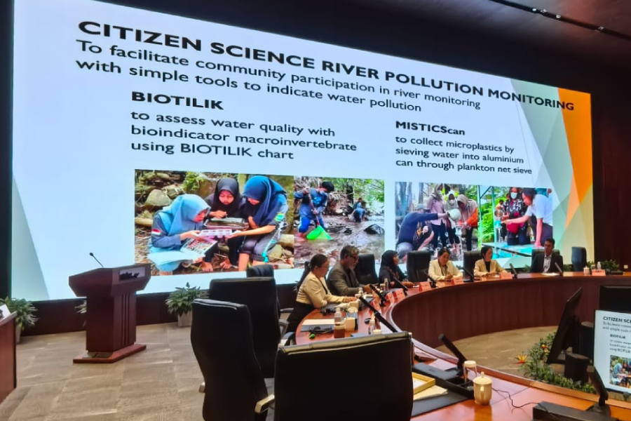 Libatkan Gen Z kenali mikroplastik, Raih Penghargaan Edukasi Sains