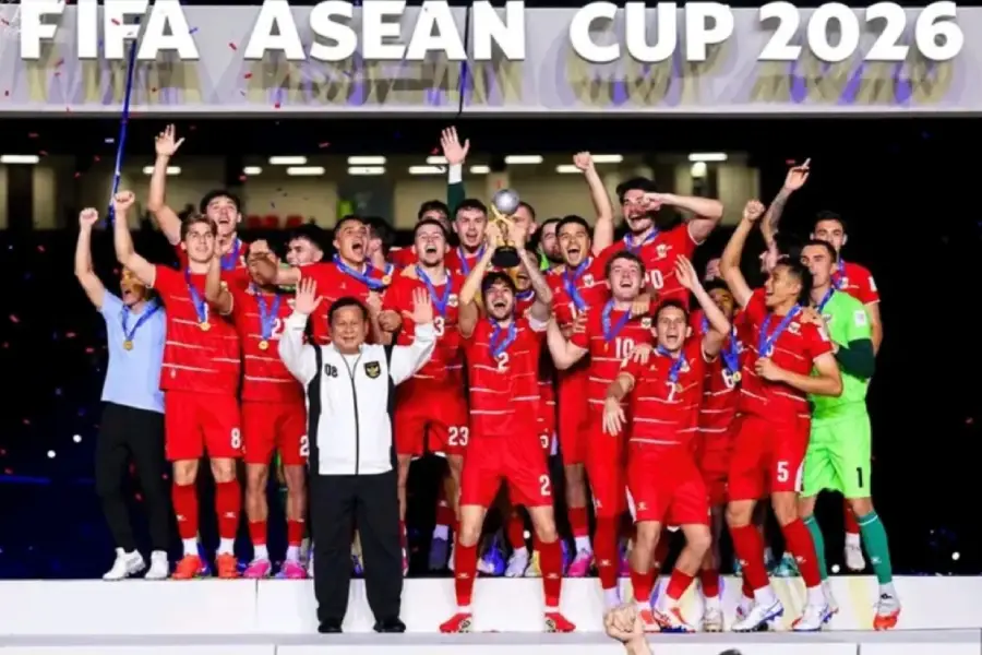 Angkat trofi Juara Perdana FIFA ASEAN Cup 2026/Dok Fifa