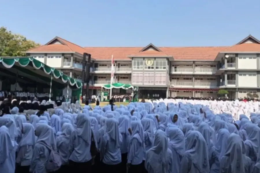 PBNU Gelar Apel Hari Santri 2026 di Tebuireng, Ada Pembacaan Resolusi Jihad-Teater Heroik Hari Santri PBNU di Lapangan Pesantren Tebuireng/Dok NU Online